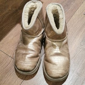 golden croc patterned ugg